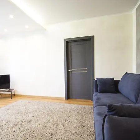 Apartment Romanovskaya Sloboda 1